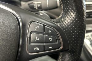 Mercedes-Benz V esikatselu 15