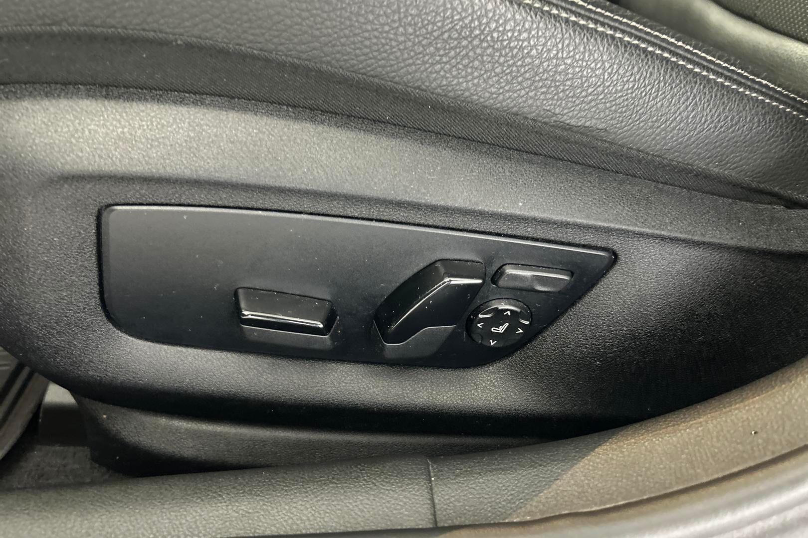 BMW 5-SARJA iso kuva 14