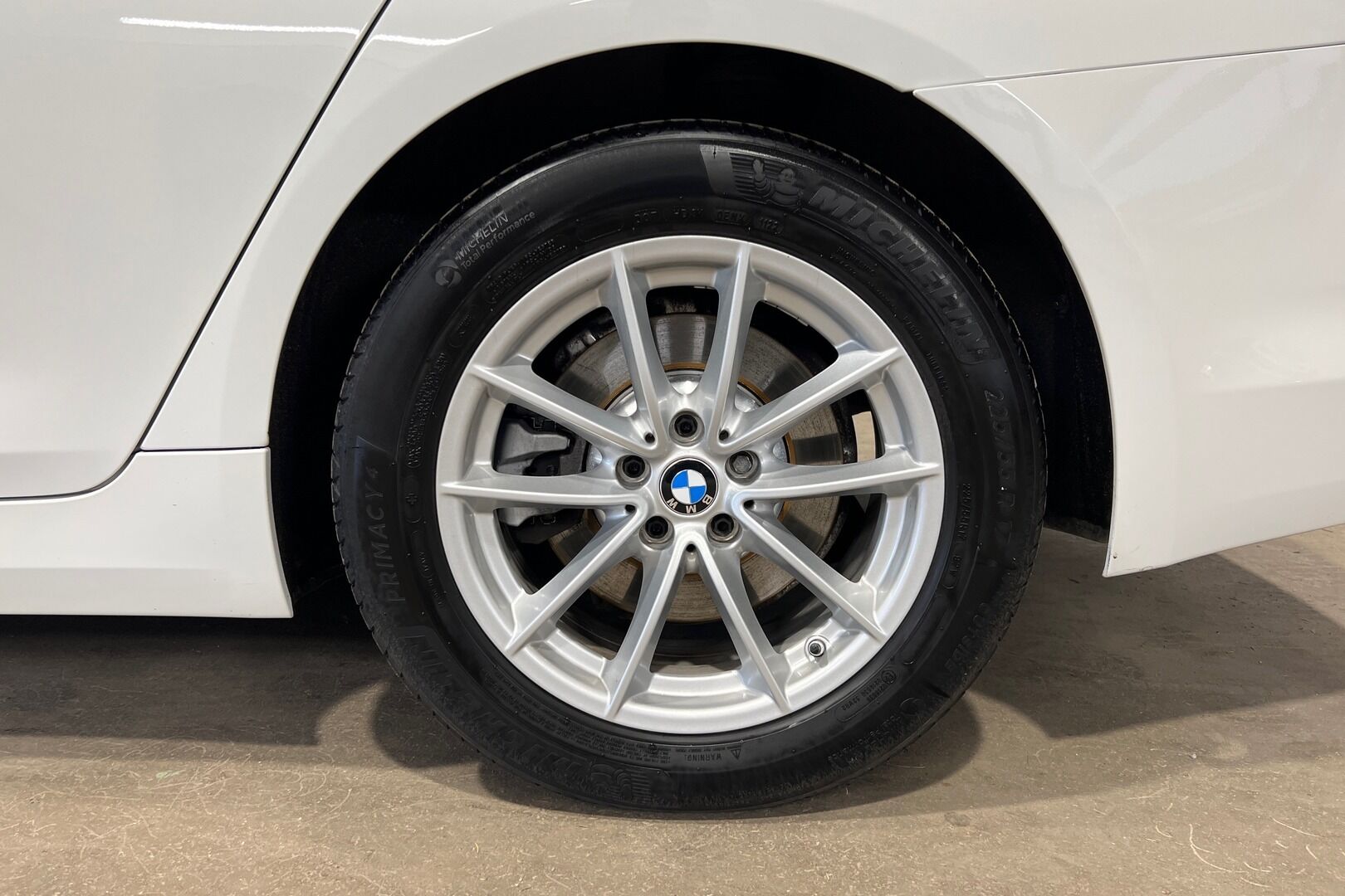 BMW 5-sarja iso kuva 9