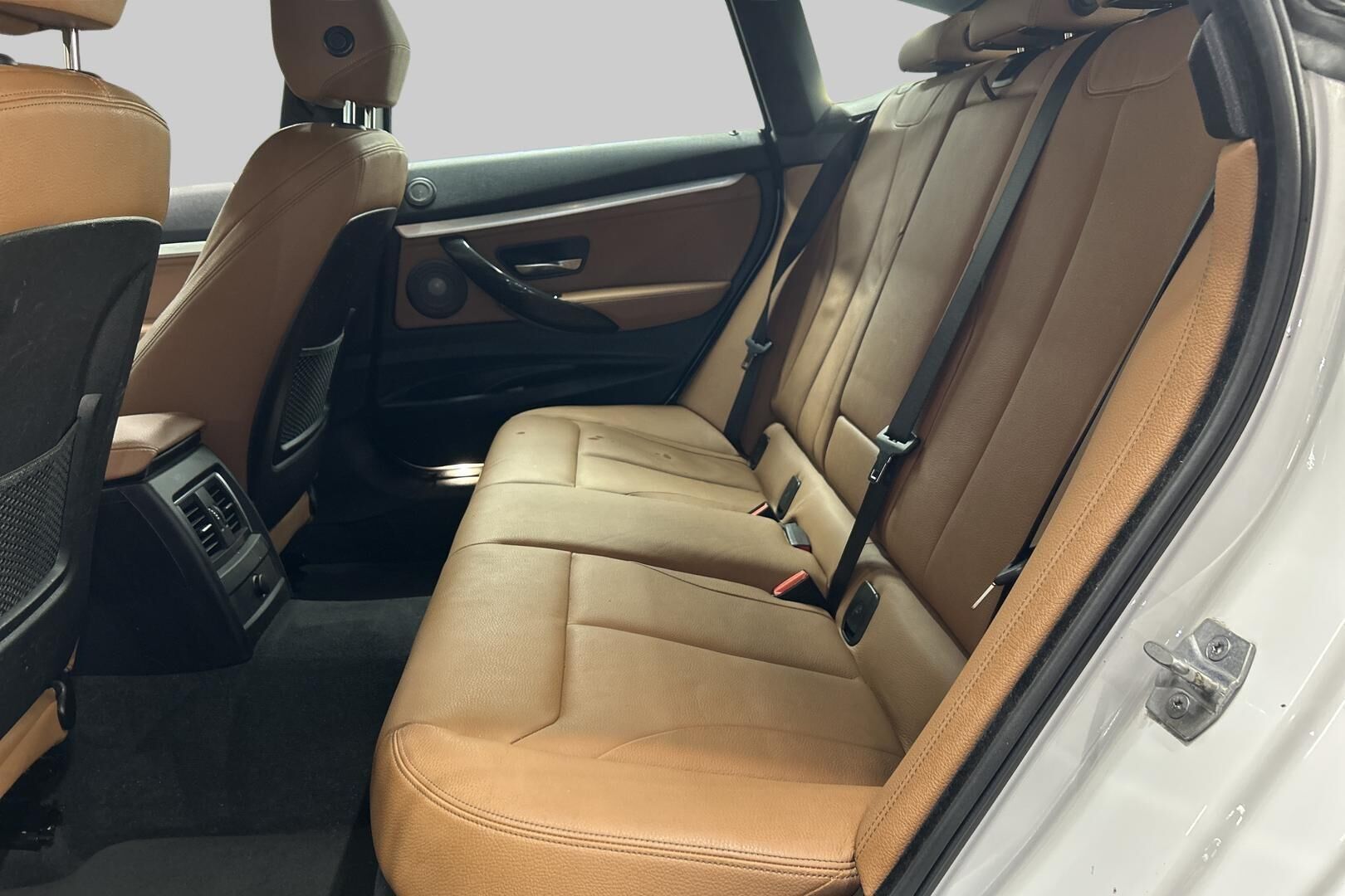 BMW 3-sarja iso kuva 10
