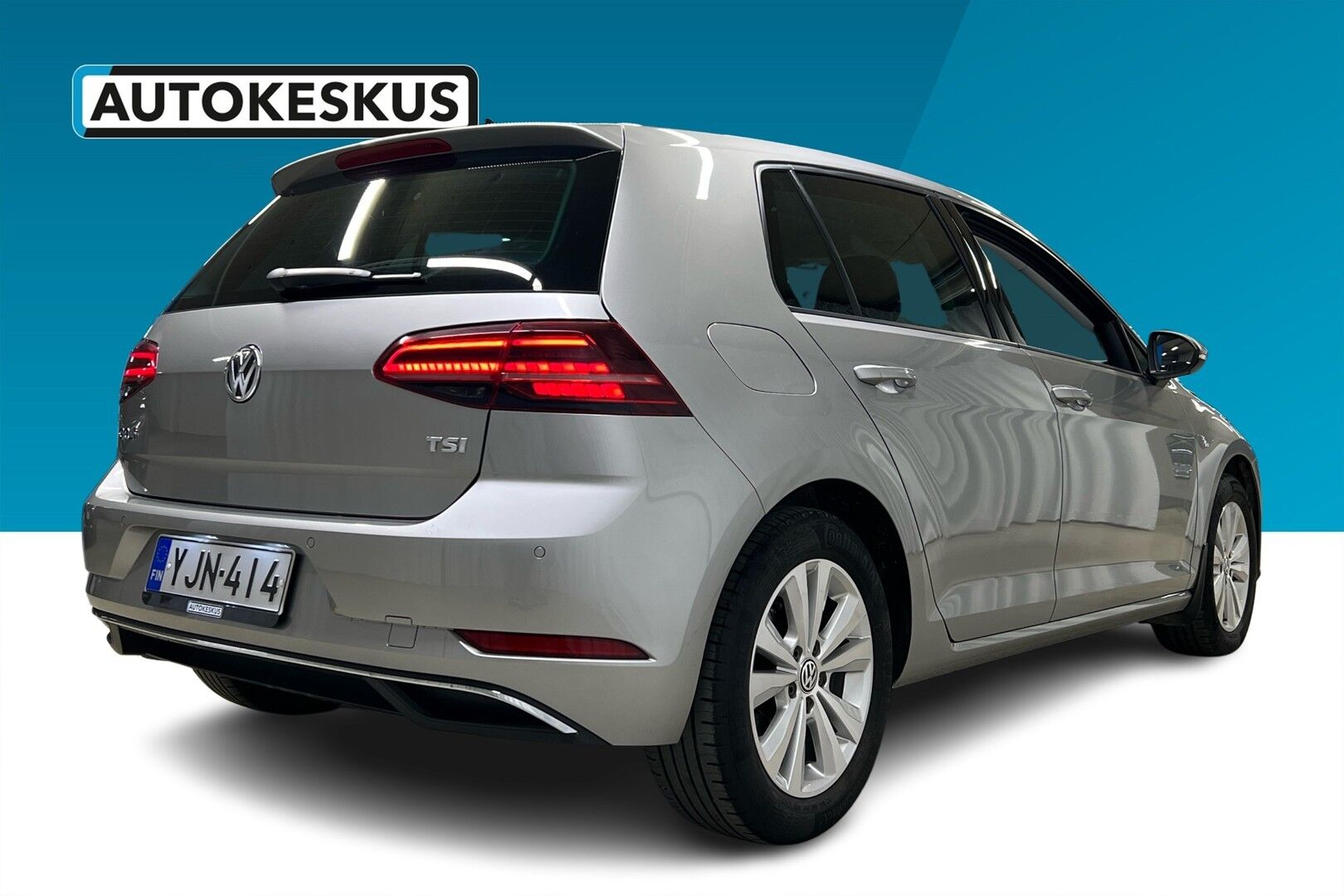 Volkswagen Golf iso kuva 1