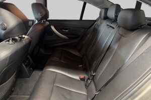 BMW 3-SARJA esikatselu 10