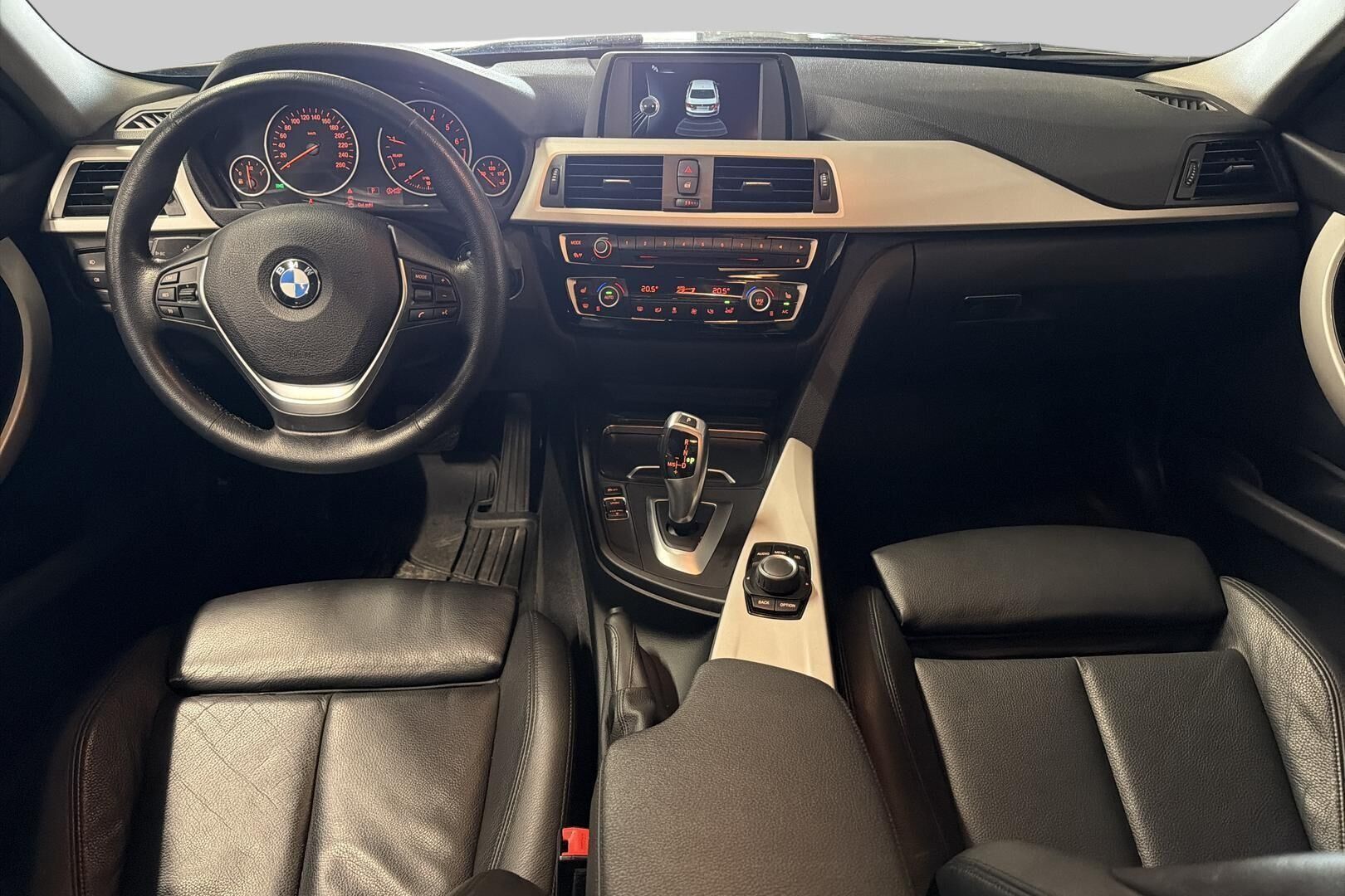 BMW 3-SARJA iso kuva 11