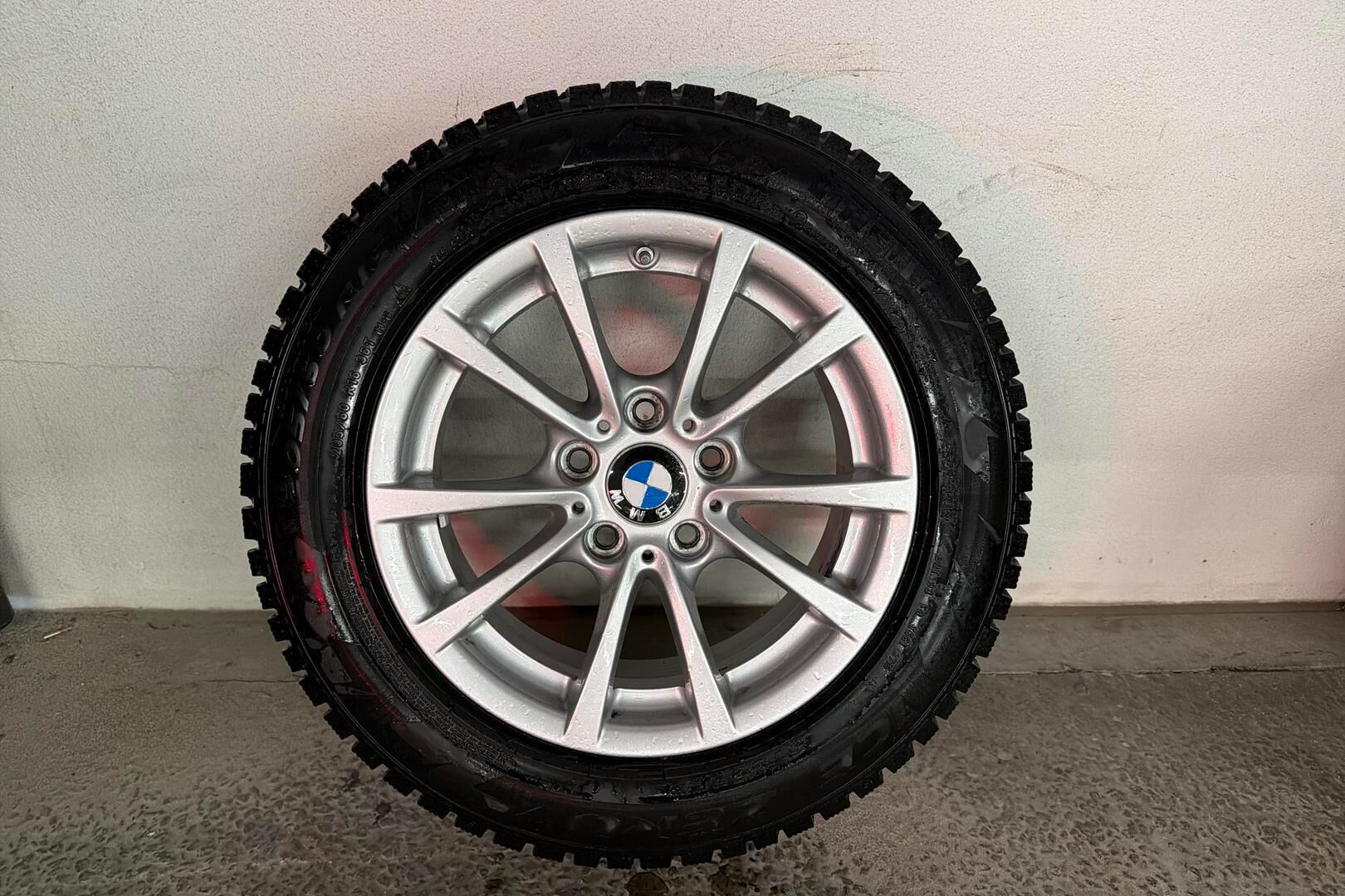BMW 3-SARJA iso kuva 14