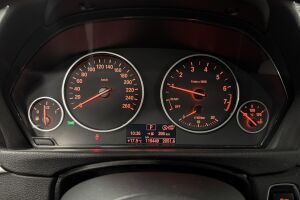 BMW 3-SARJA esikatselu 15