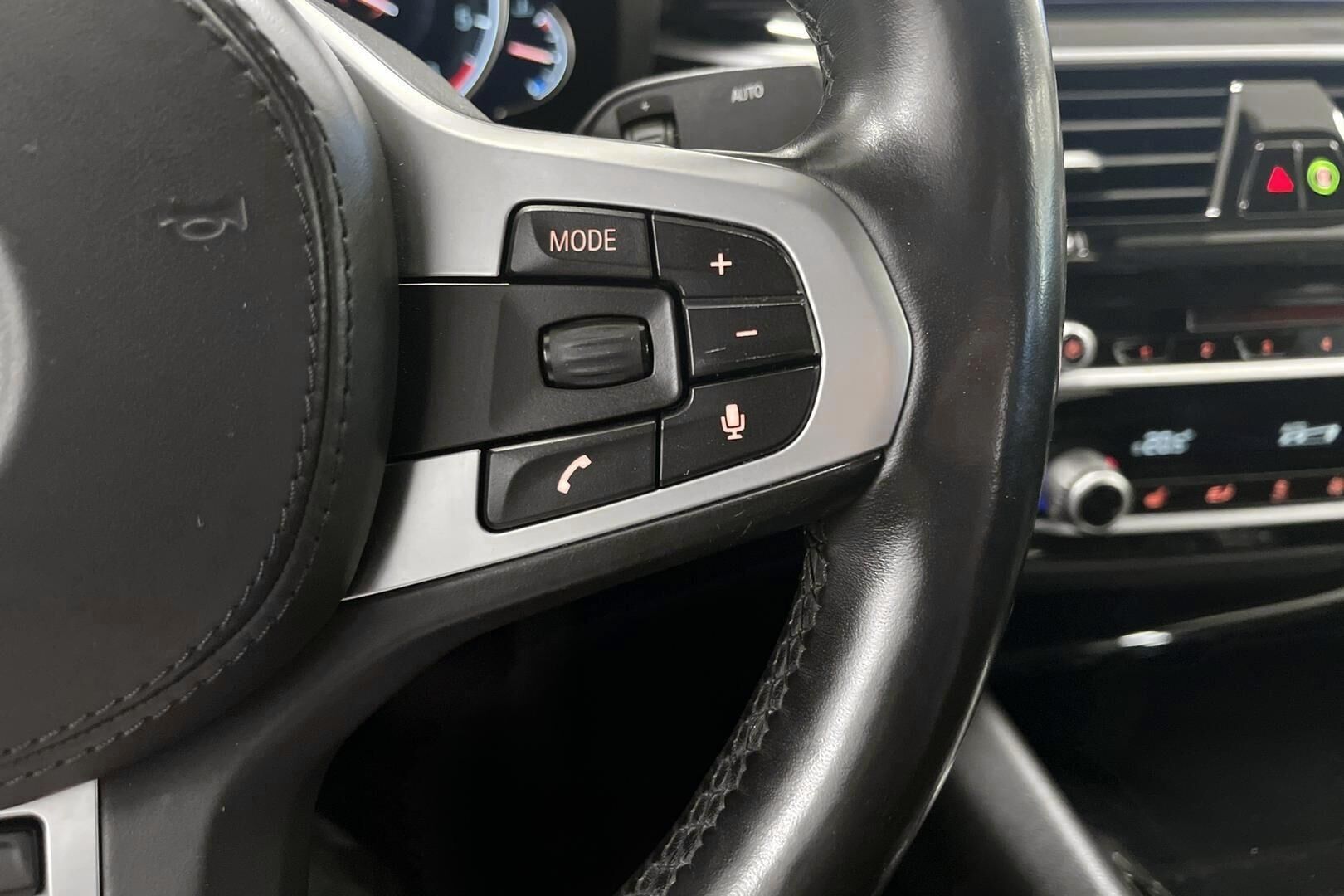 BMW 5-sarja iso kuva 18