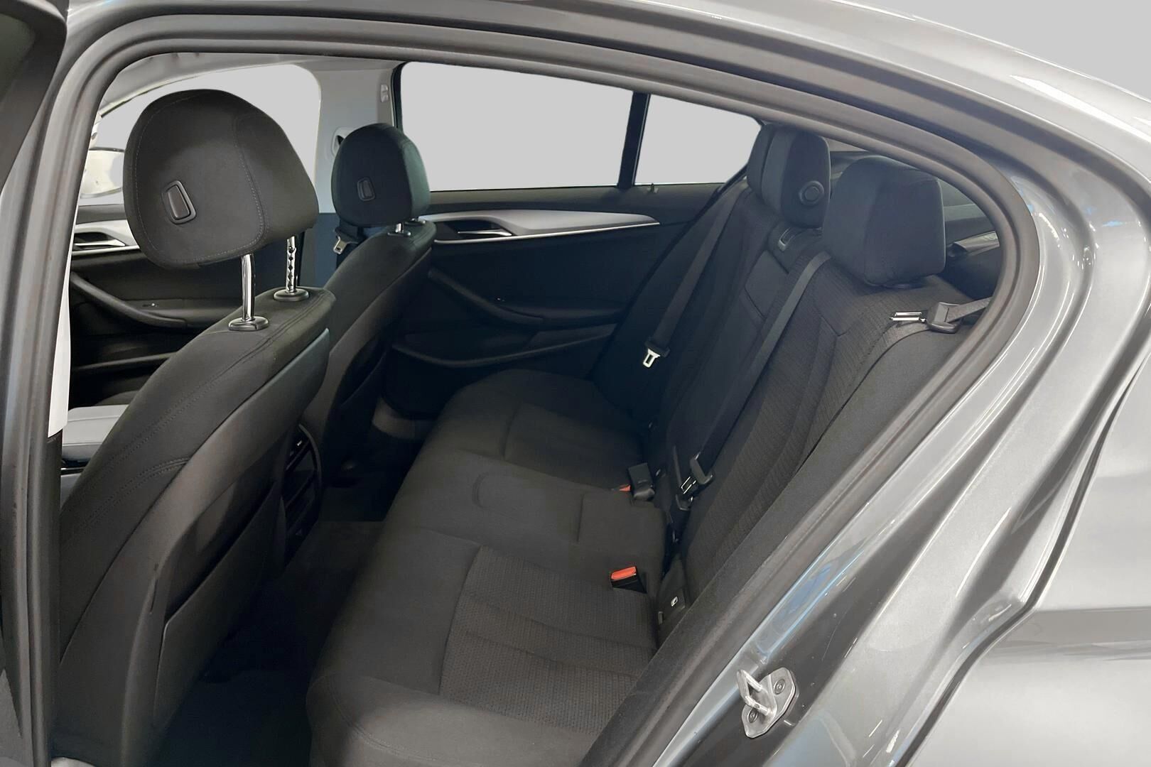 BMW 5-sarja iso kuva 10