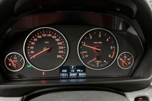 BMW 3-sarja esikatselu 13