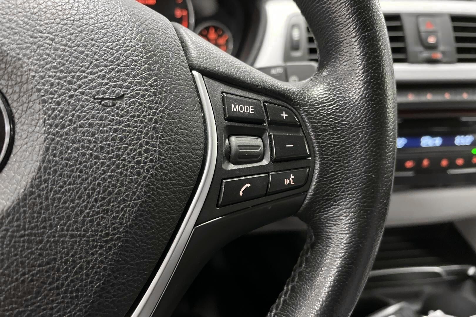 BMW 3-sarja iso kuva 18