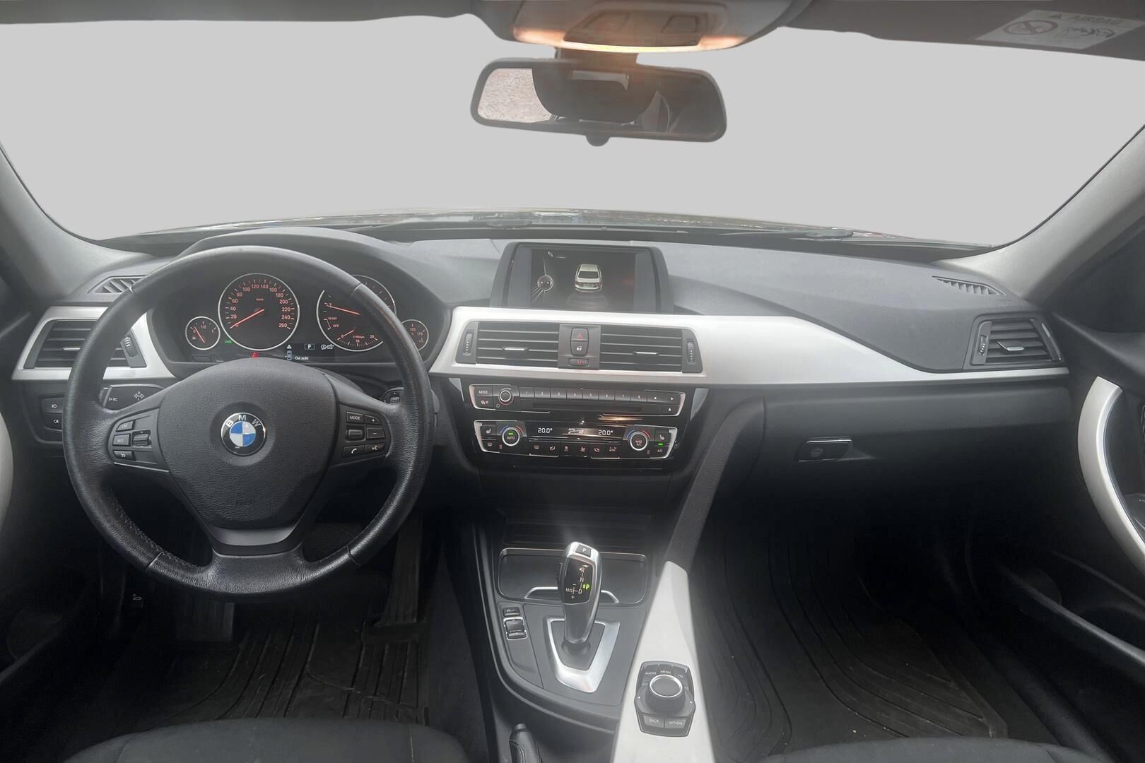 BMW 3-SARJA iso kuva 2