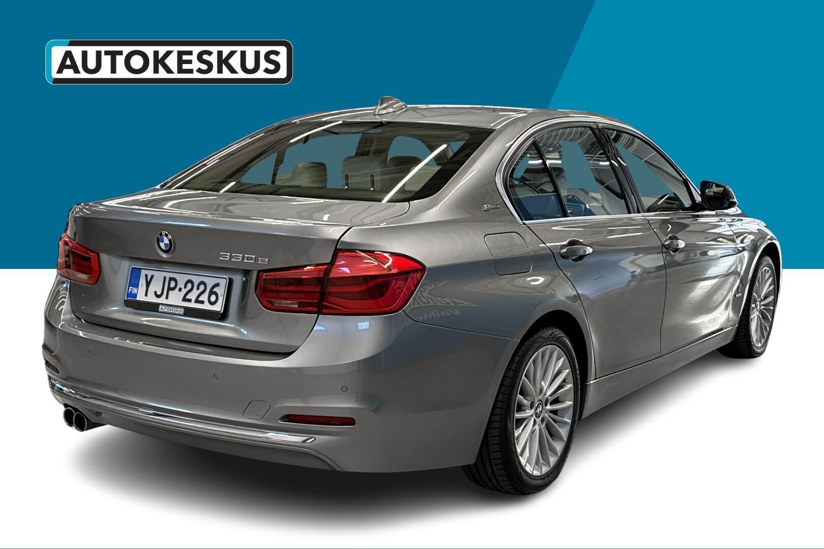 BMW 330 2017, bild 6/28