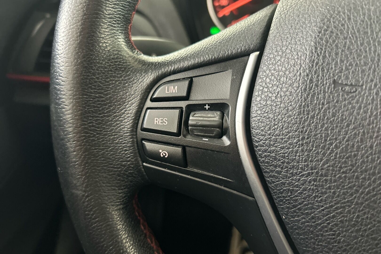 BMW 1-SARJA iso kuva 19