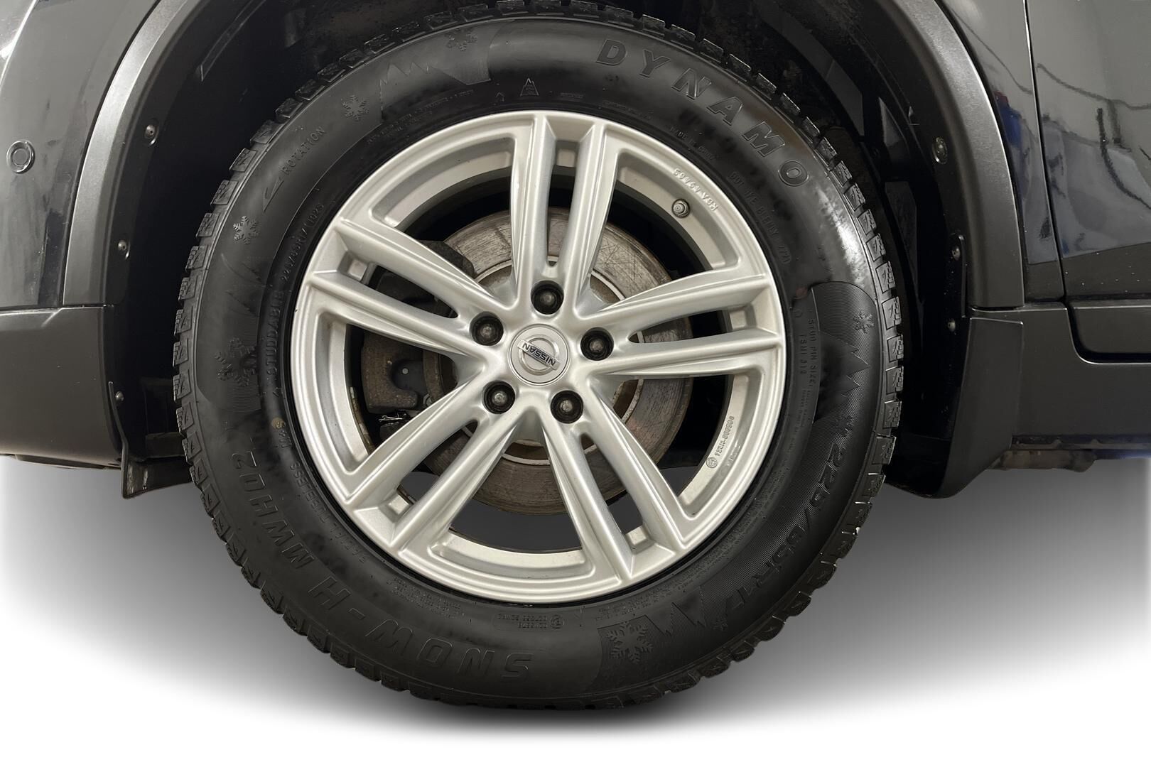 Nissan X-Trail iso kuva 13