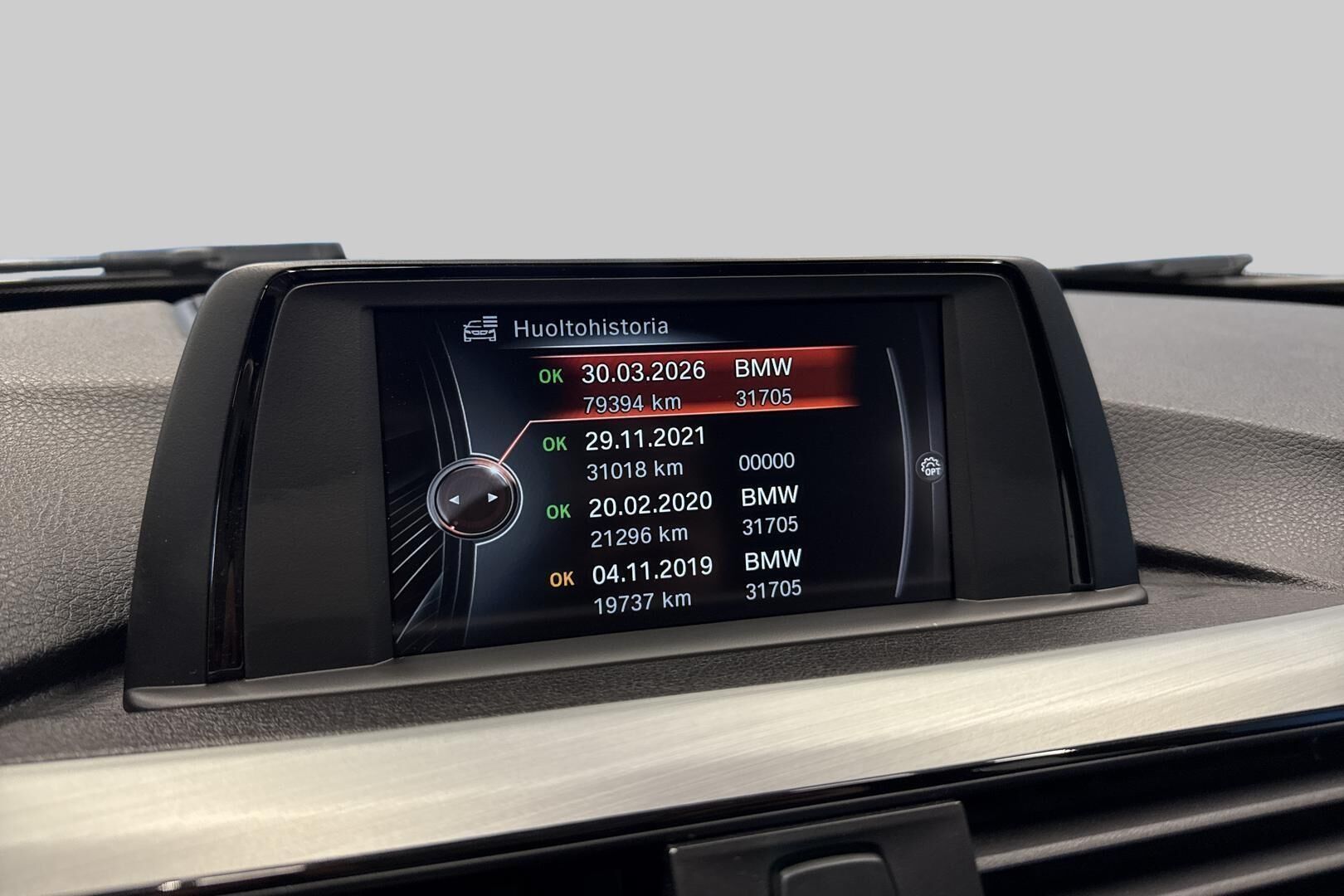 BMW 3-sarja iso kuva 19