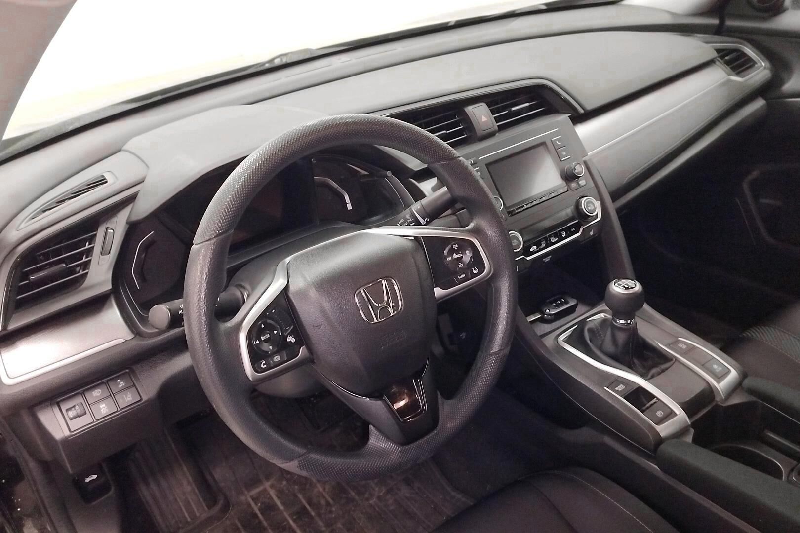 Honda Civic iso kuva 2