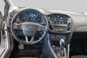 Ford Focus esikatselu 11