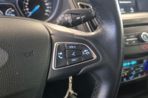 Ford Focus esikatselu 19