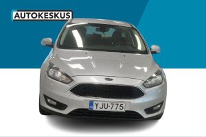 Ford Focus esikatselu 2