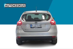 Ford Focus esikatselu 6