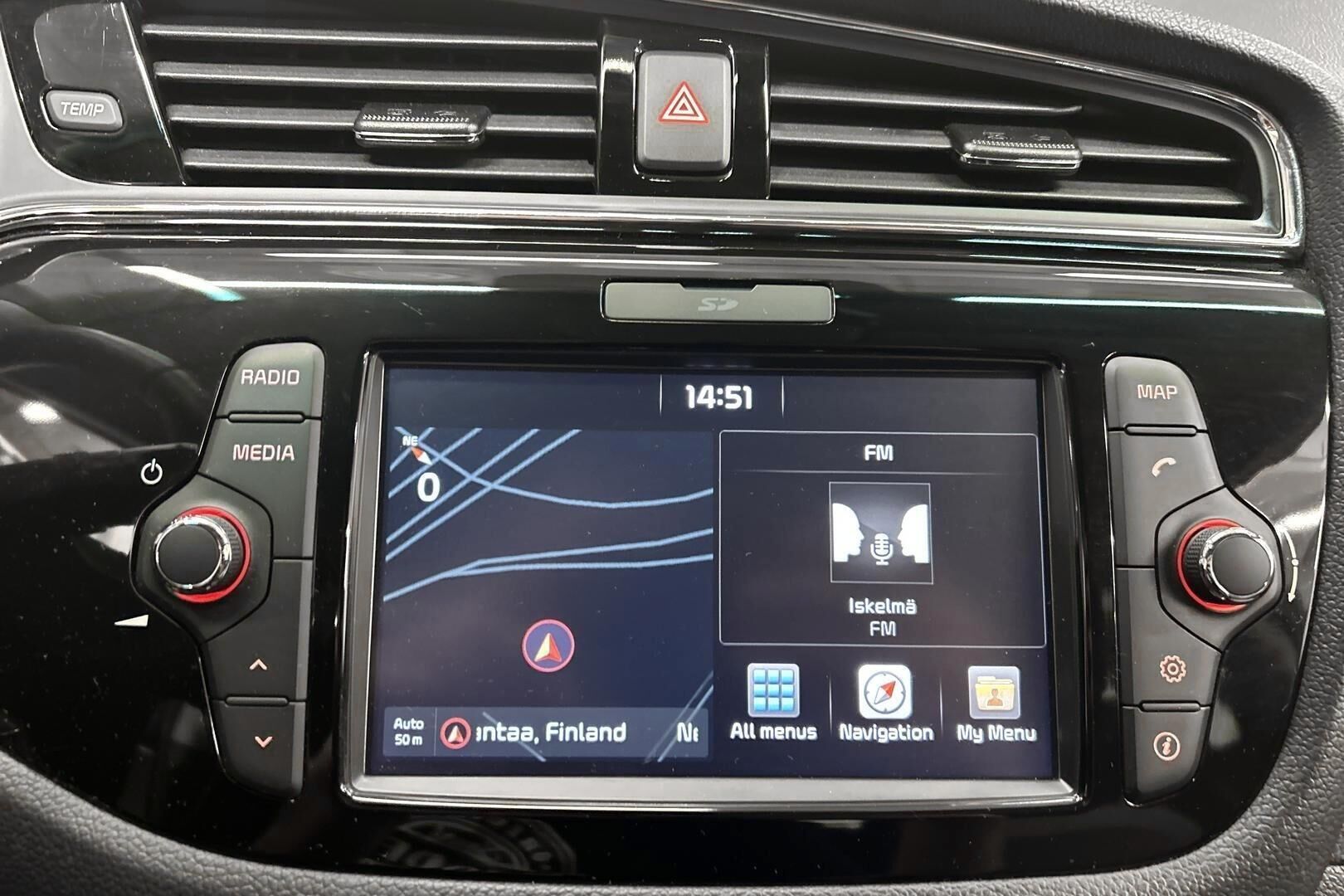 Kia cee'd iso kuva 17