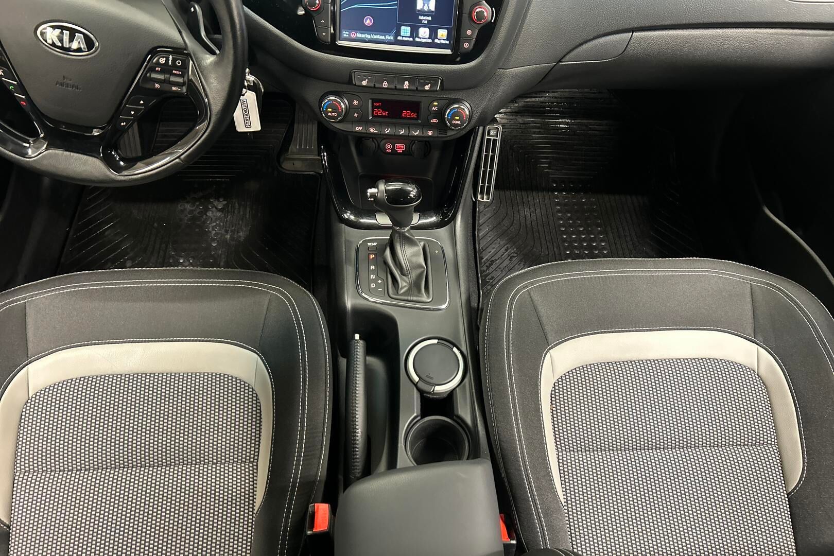 Kia cee'd iso kuva 26