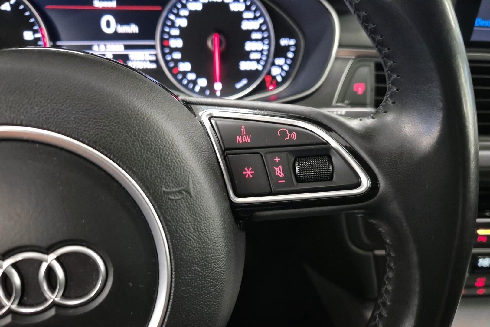 Audi A6 iso kuva 23
