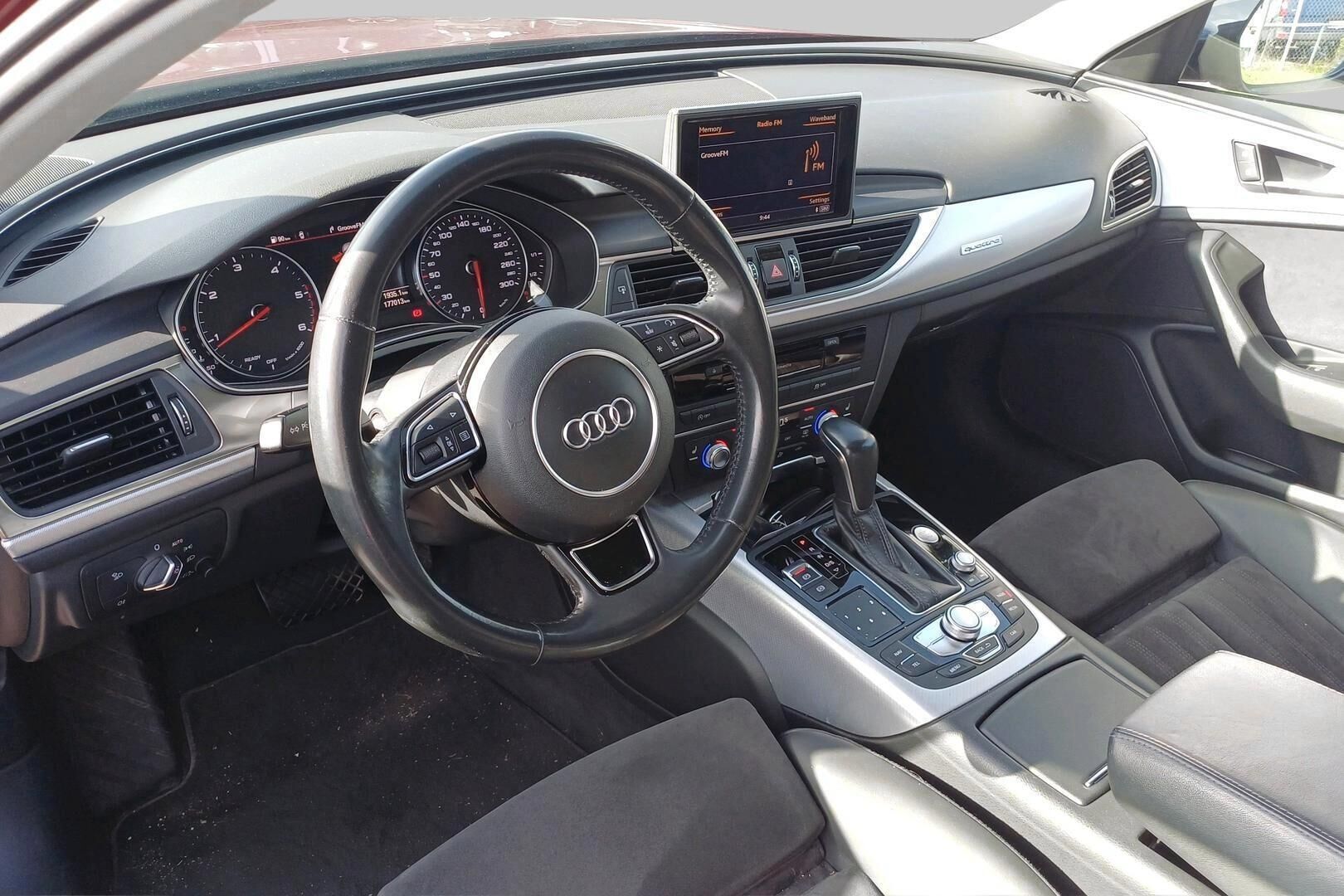 Audi A6 iso kuva 2