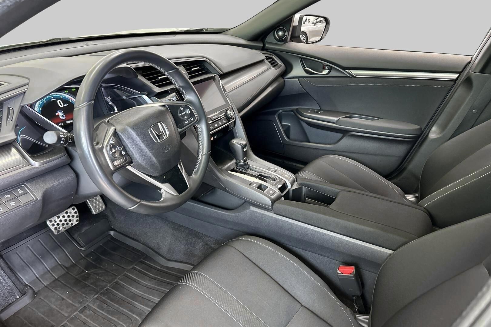 Honda Civic iso kuva 8