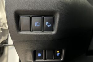 Toyota C-HR esikatselu 15