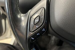 Toyota C-HR esikatselu 16