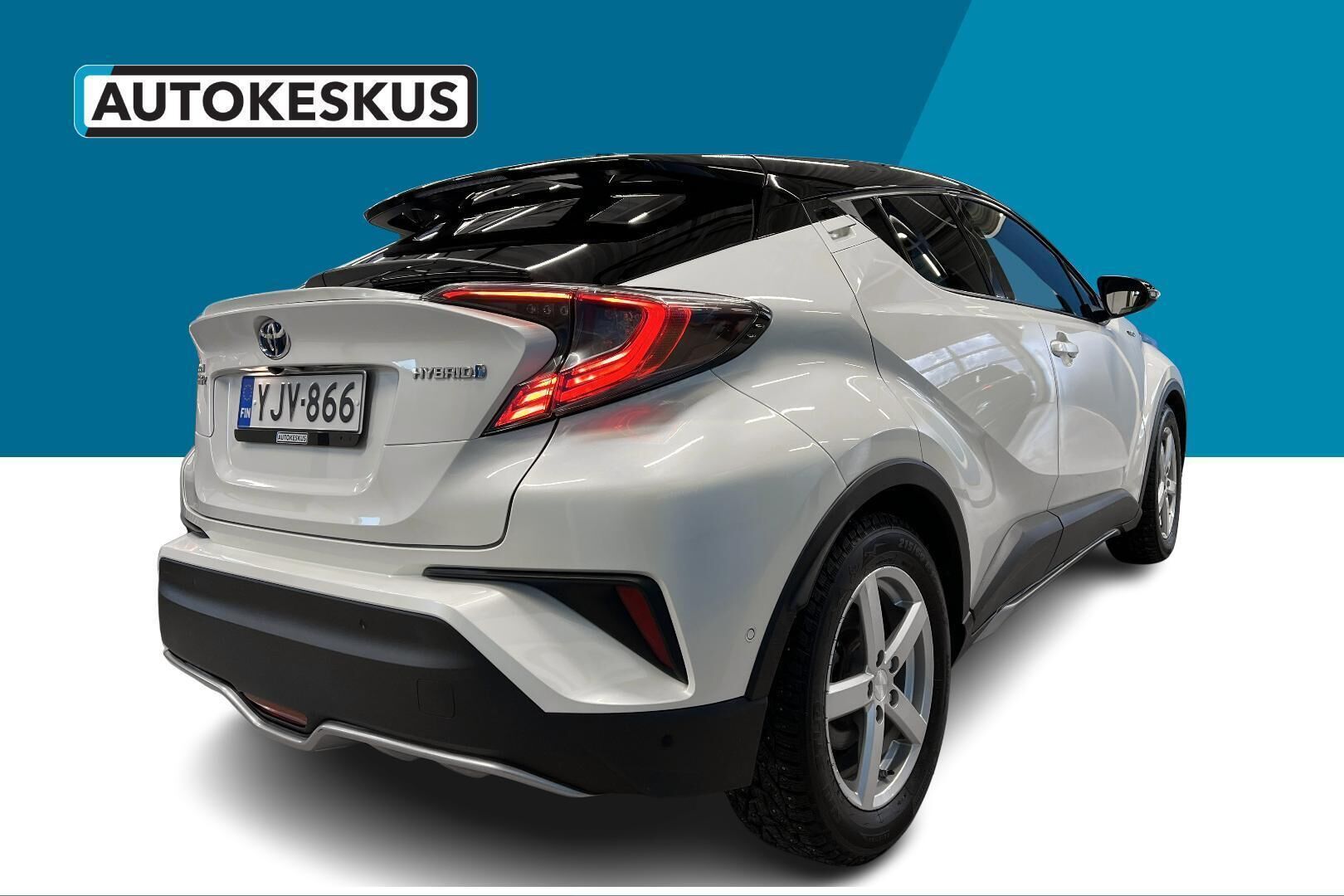 Toyota C-HR iso kuva 4