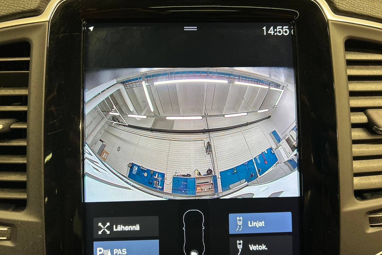 Volvo XC90 iso kuva 13