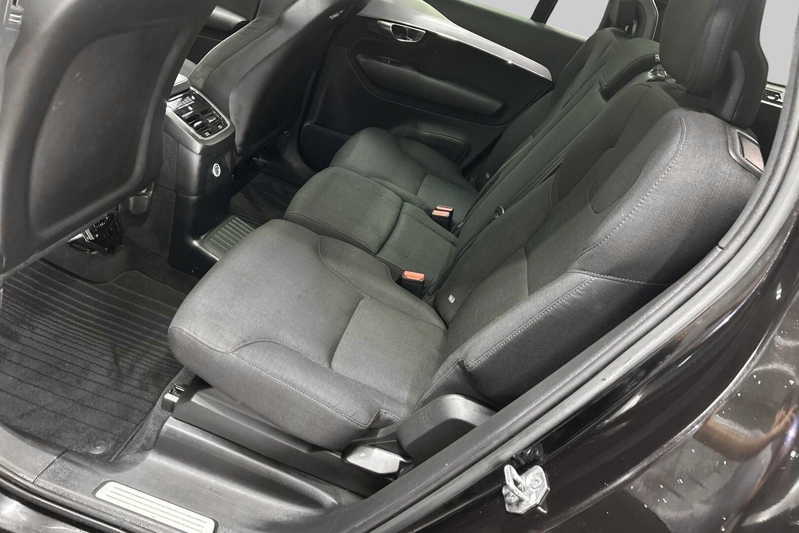 Volvo XC90 iso kuva 22