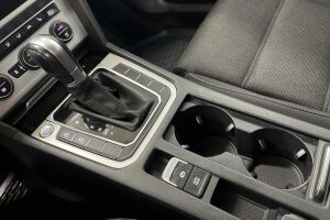 Volkswagen Passat esikatselu 16