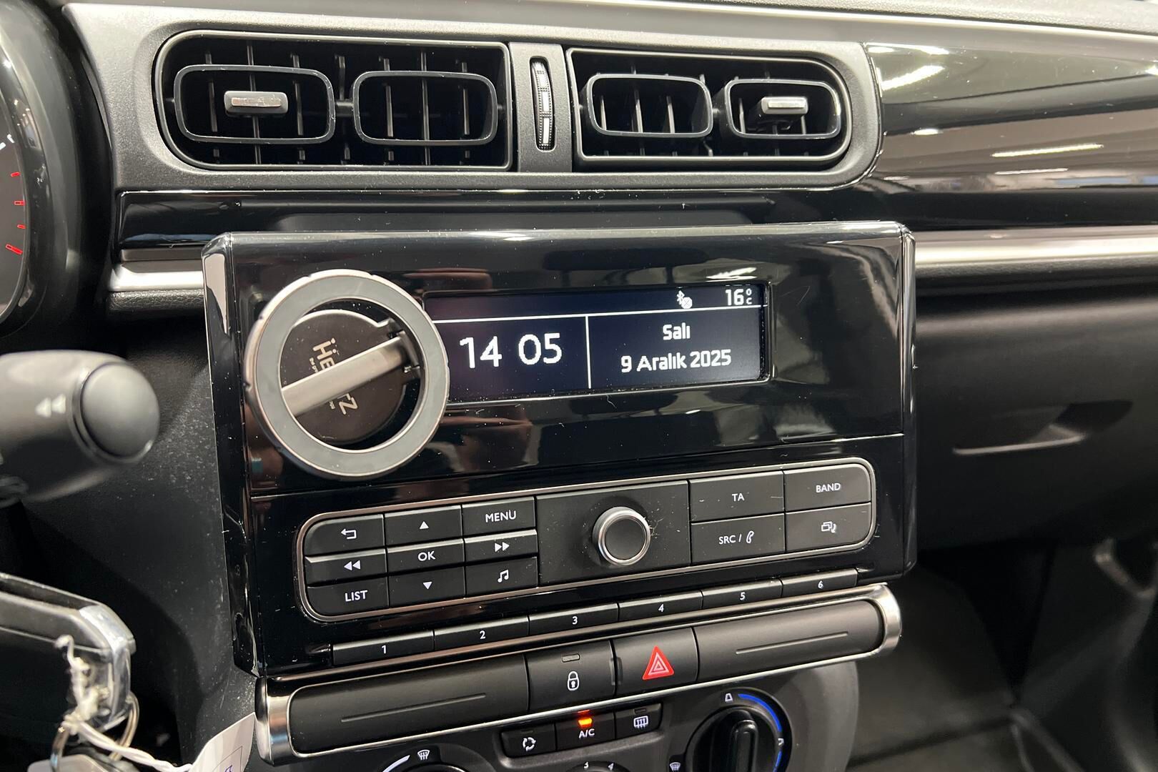 Citroen C3 iso kuva 23