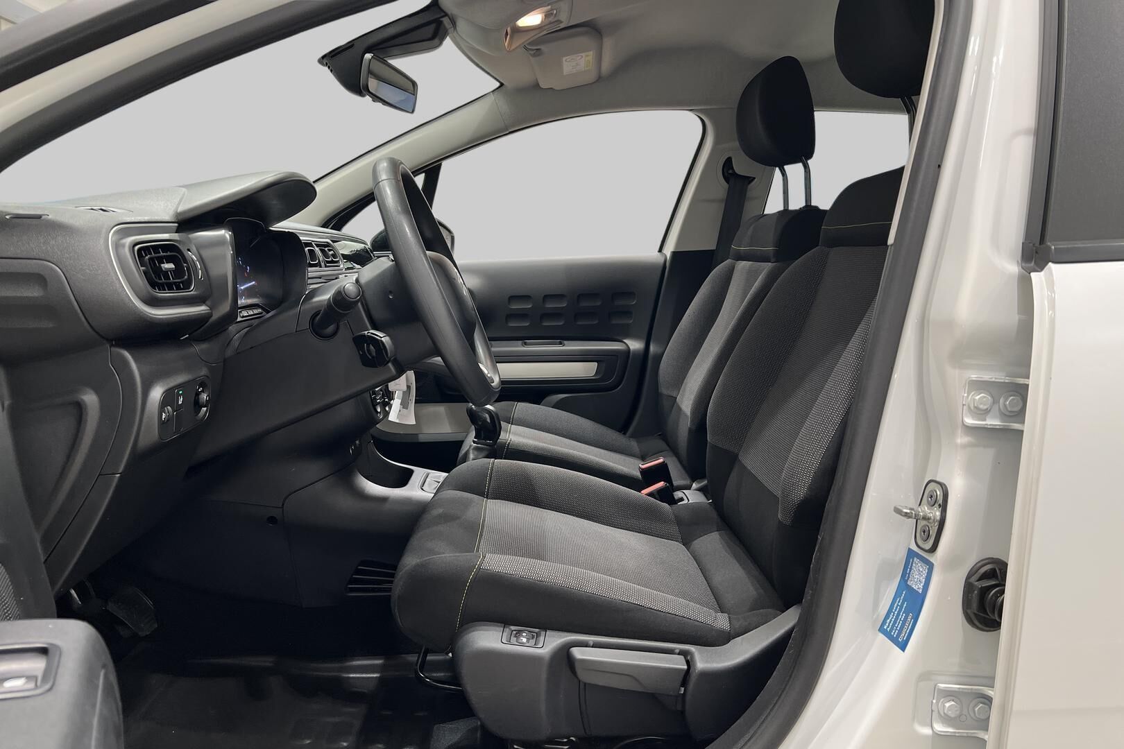 Citroen C3 iso kuva 6