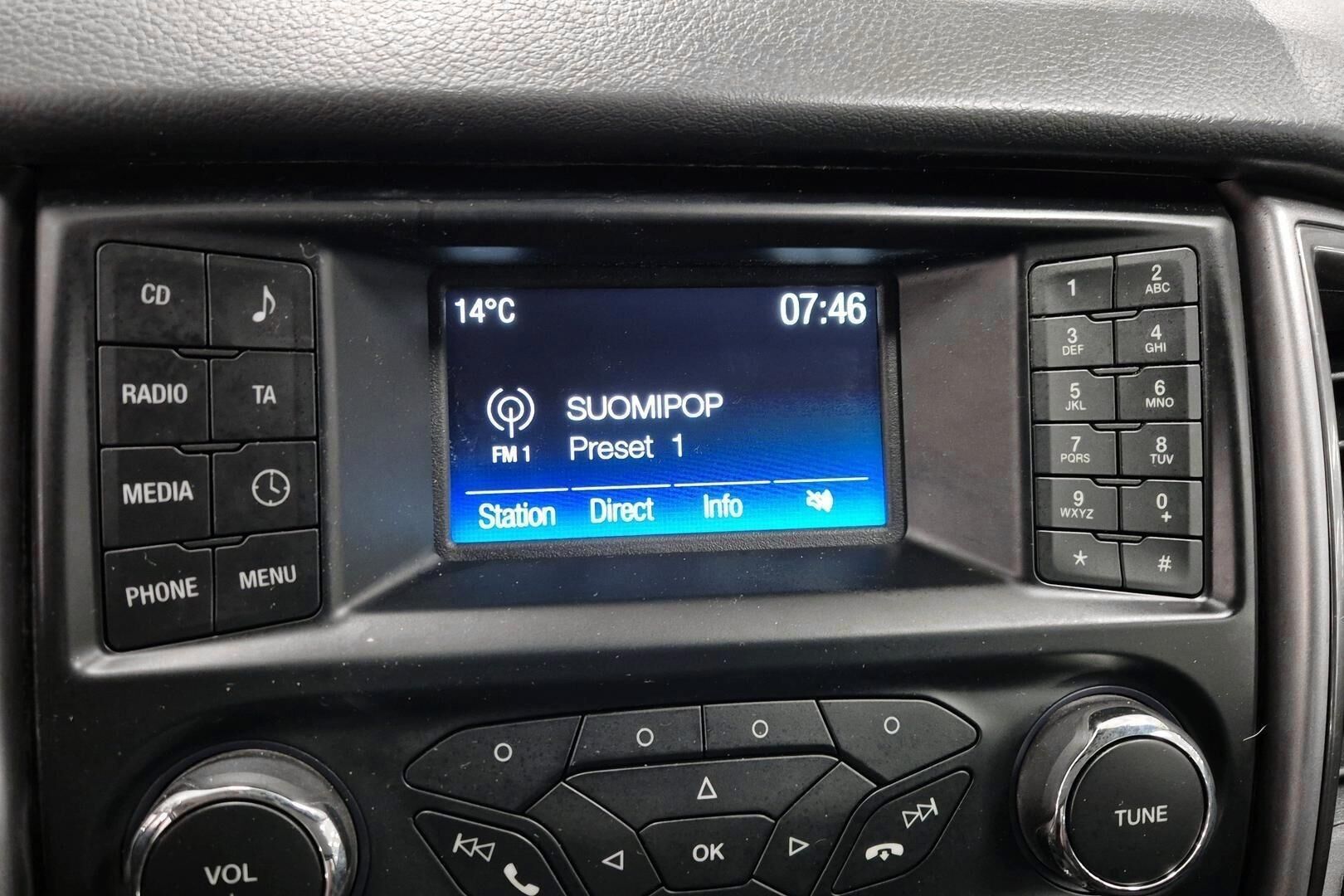 Ford Ranger iso kuva 15