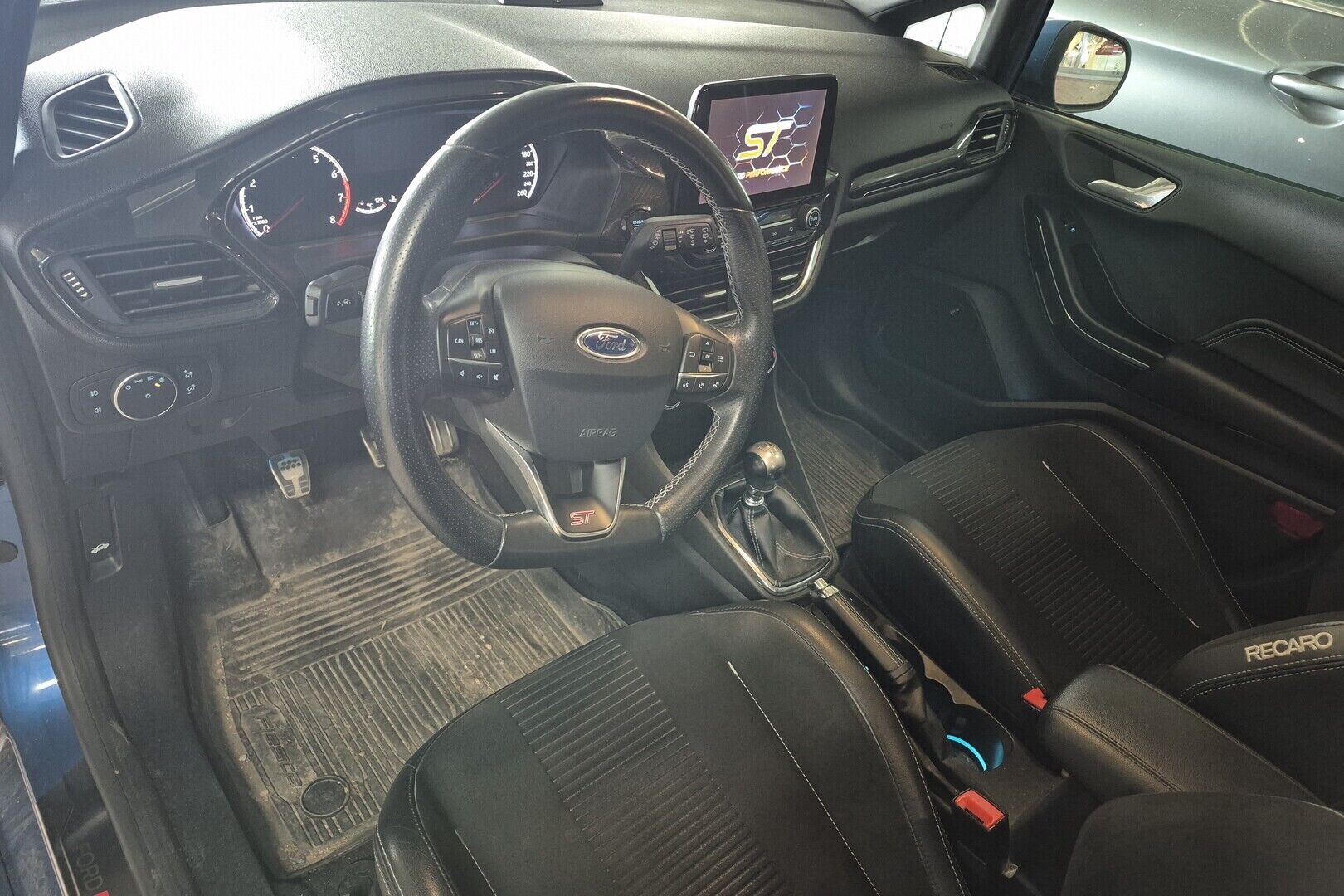 Ford Fiesta iso kuva 1