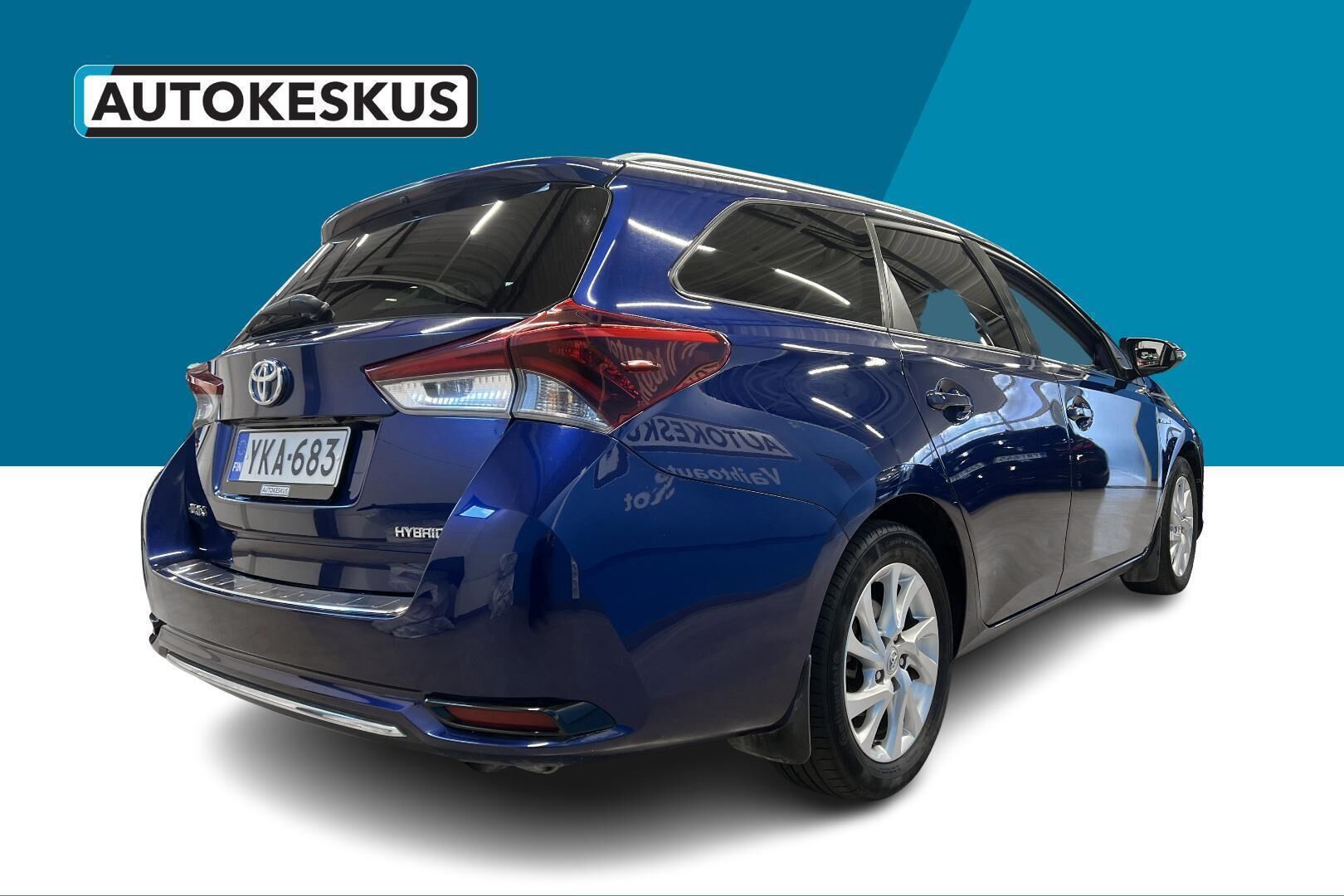 Toyota Auris iso kuva 5
