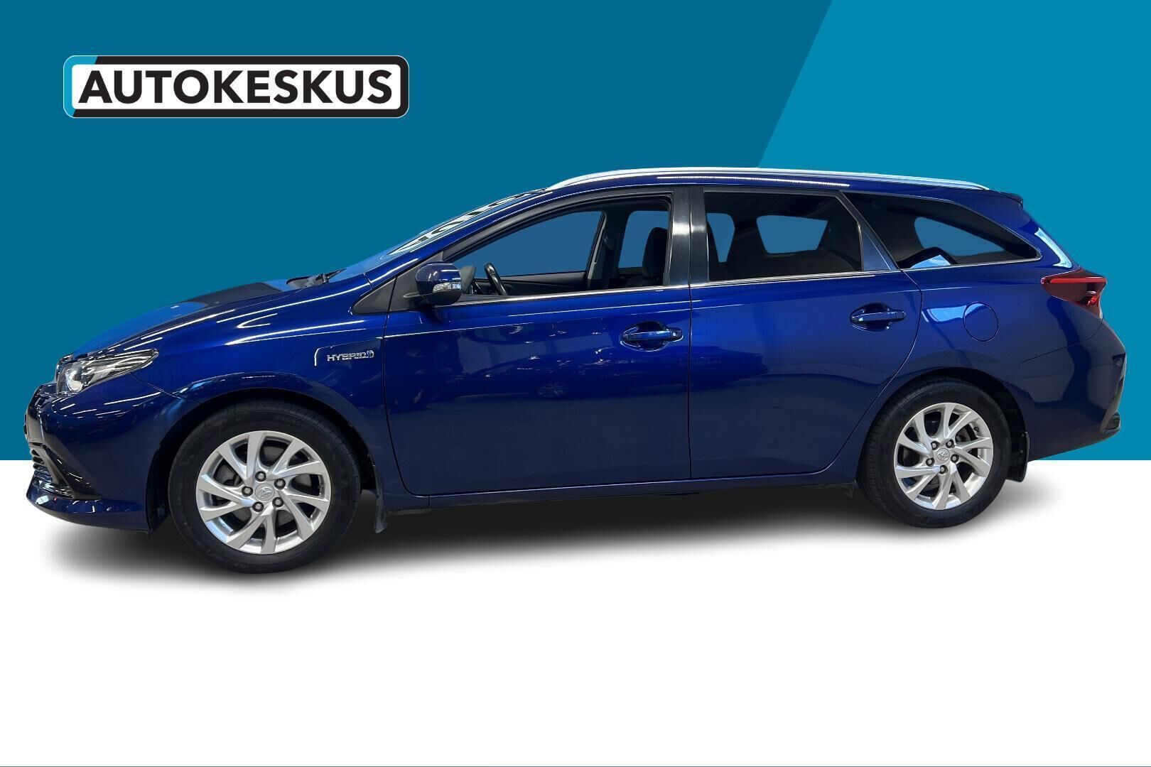 Toyota Auris iso kuva 8