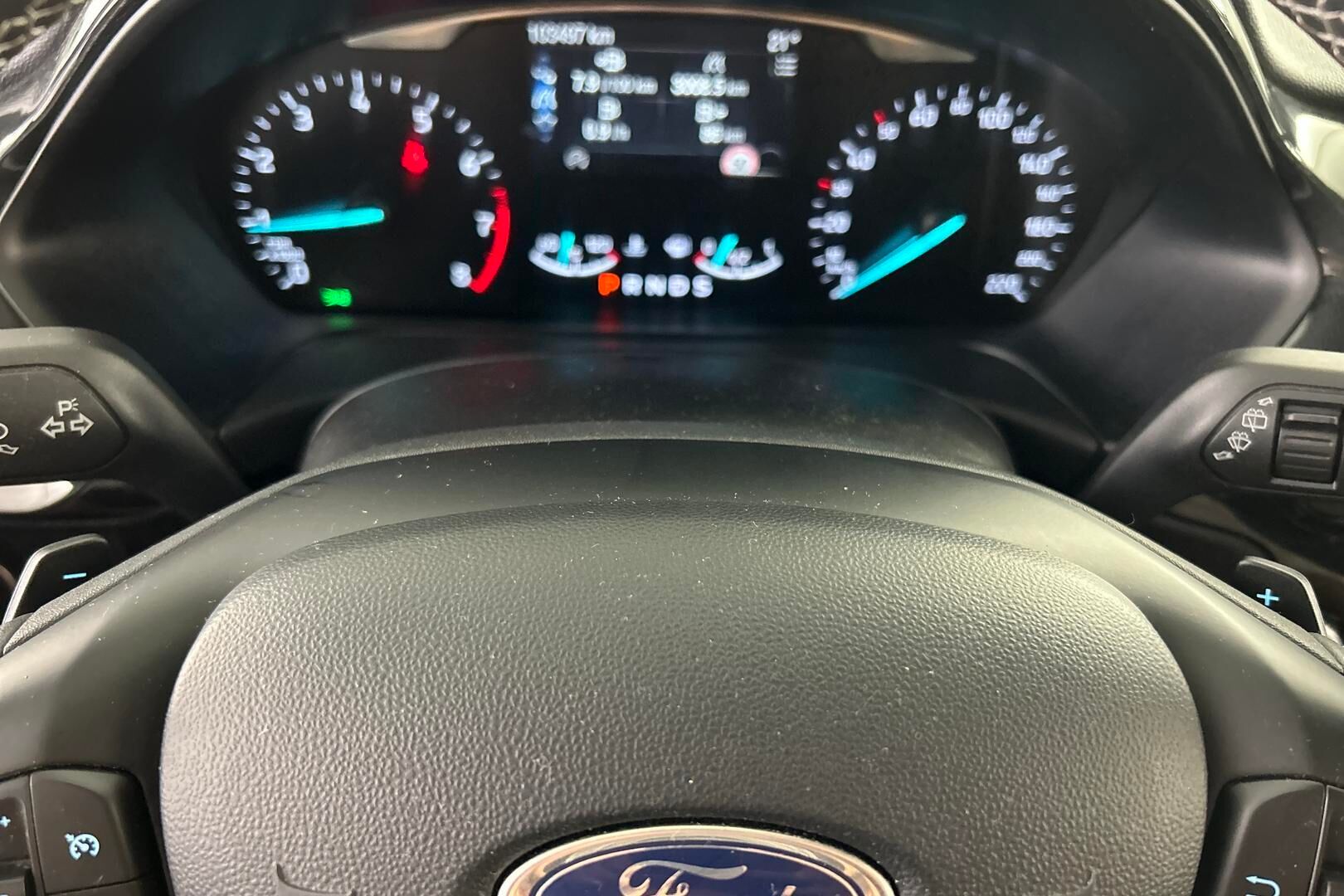 Ford Fiesta iso kuva 21