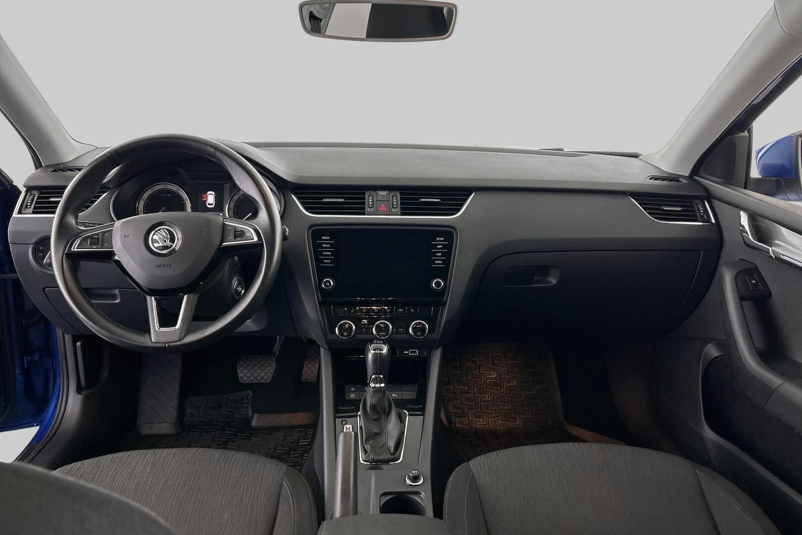 Skoda Octavia iso kuva 11