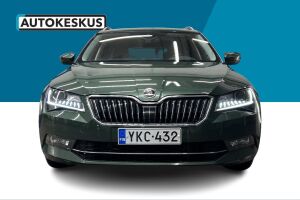 Skoda Superb esikatselu 1