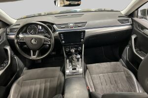 Skoda Superb esikatselu 10