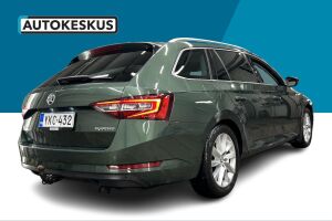 Skoda Superb esikatselu 4