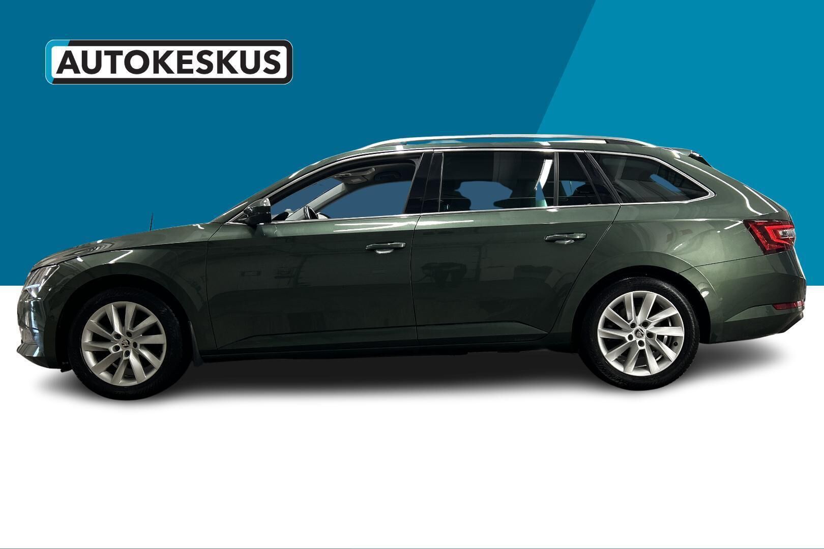 Skoda Superb iso kuva 6