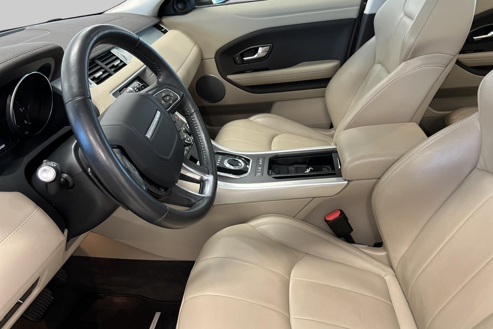 Land Rover Range Rover Evoque iso kuva 9
