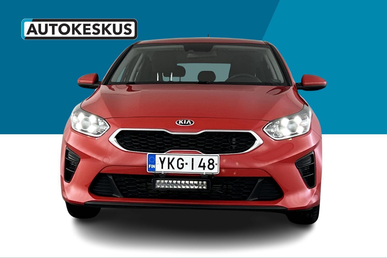 Kia Ceed iso kuva 1