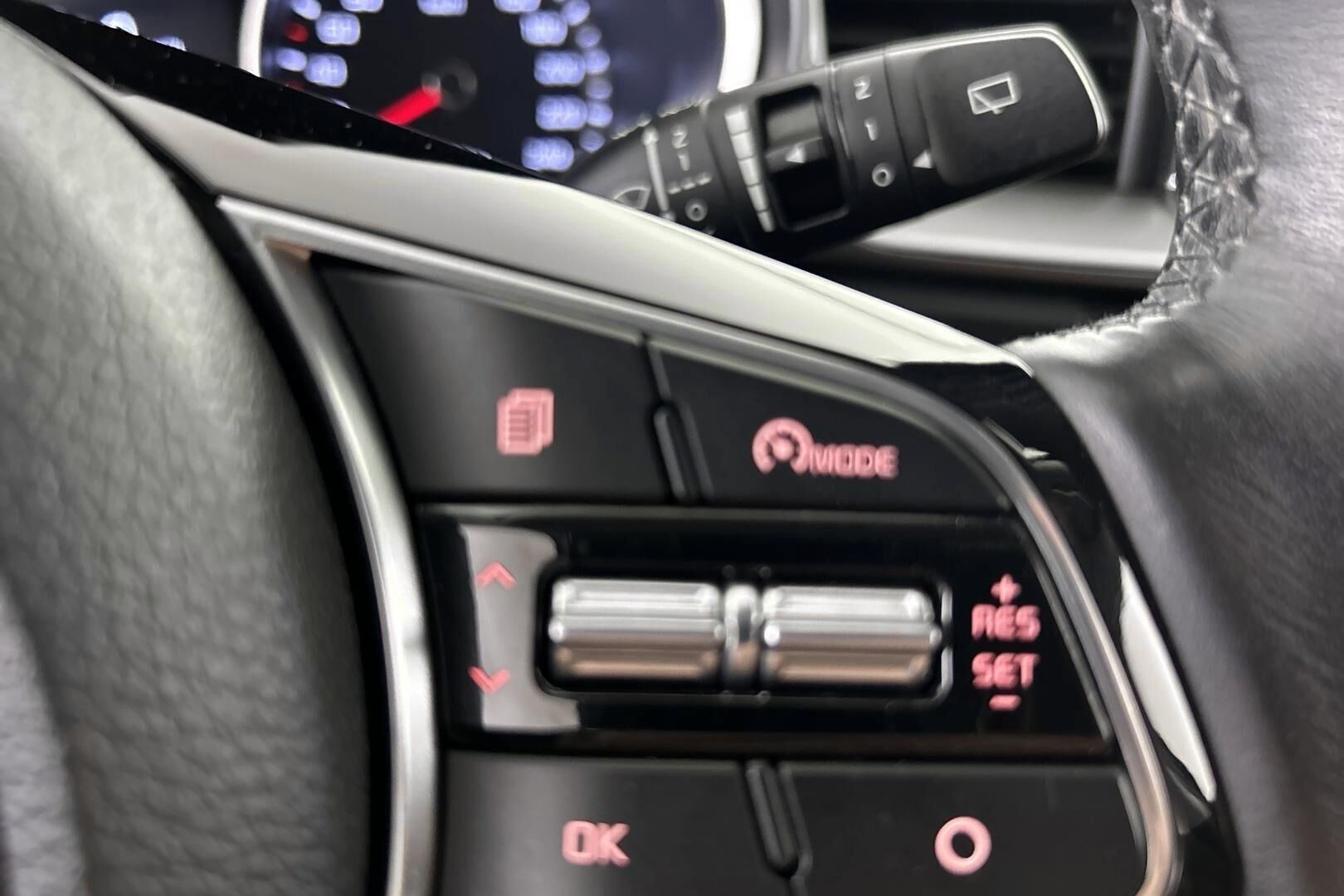 Kia Ceed iso kuva 19