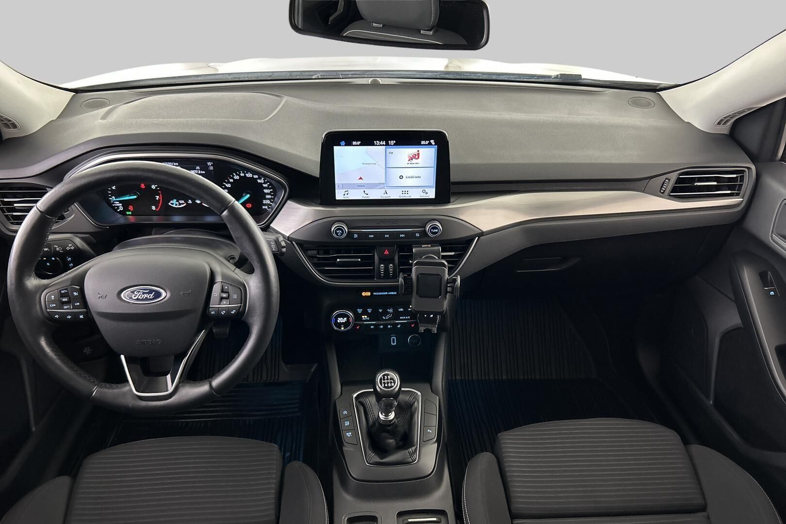 Ford Focus iso kuva 10